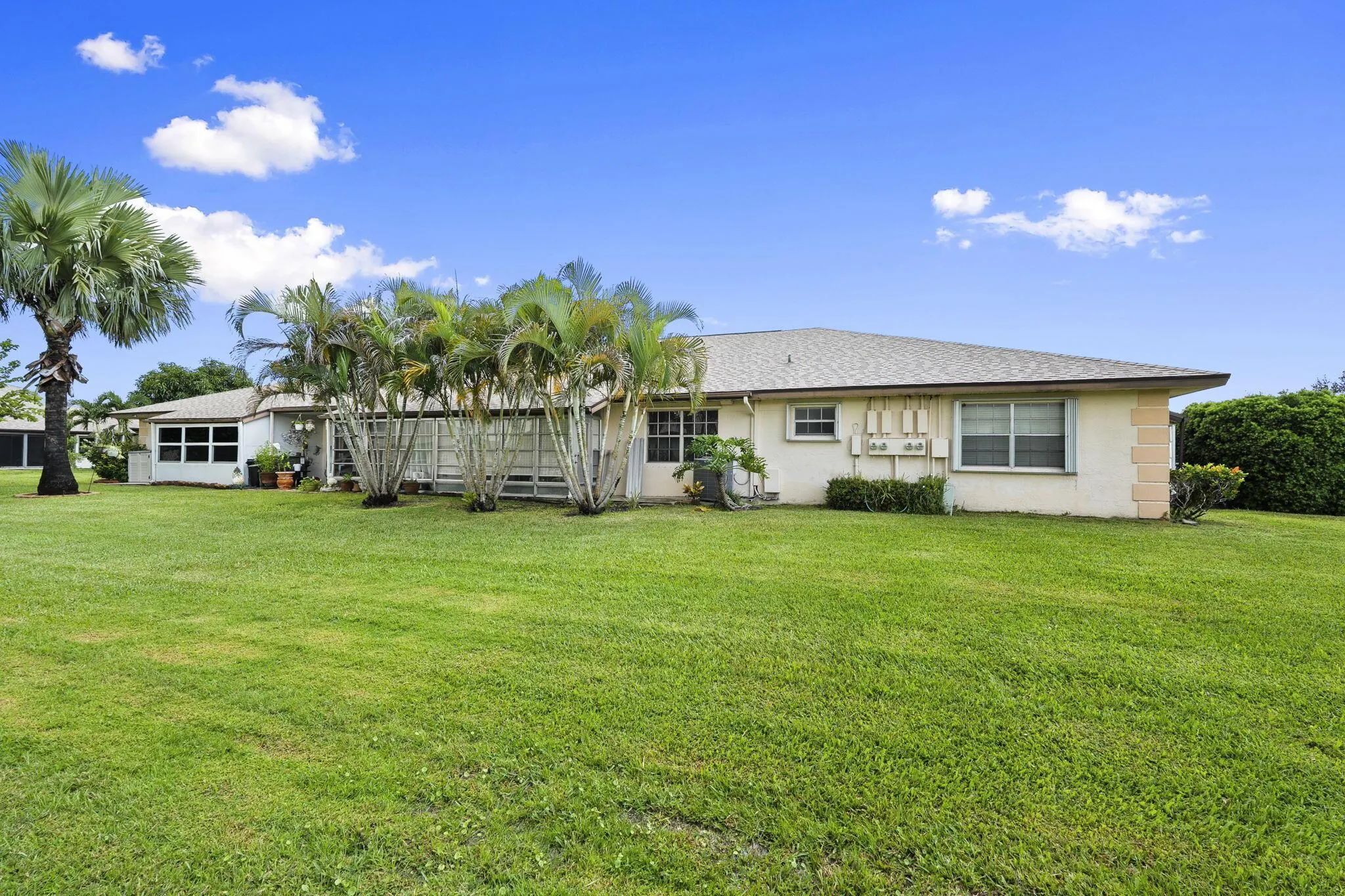 5842 Moss Court, #9