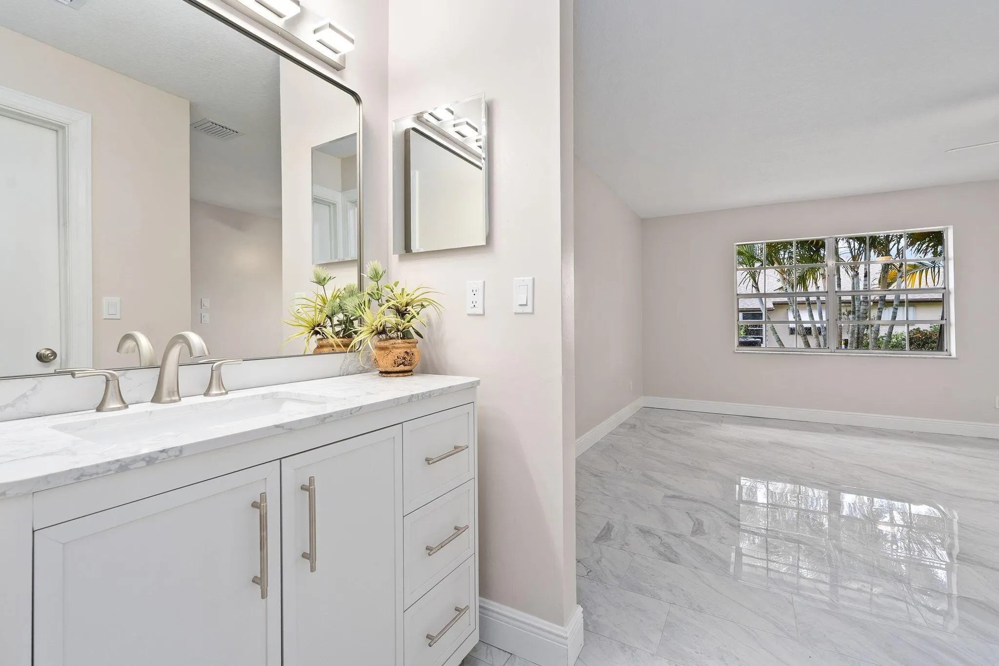 5842 Moss Court, #9