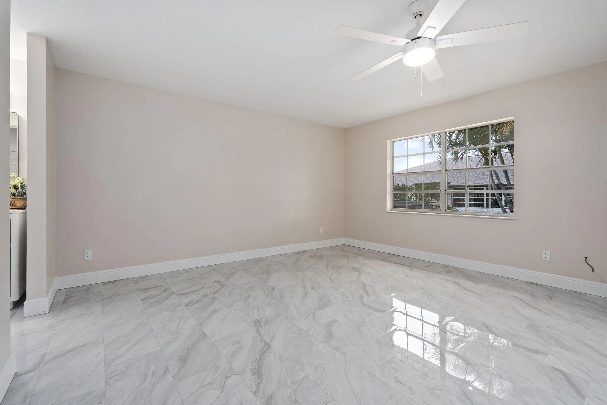 5842 Moss Court, #9