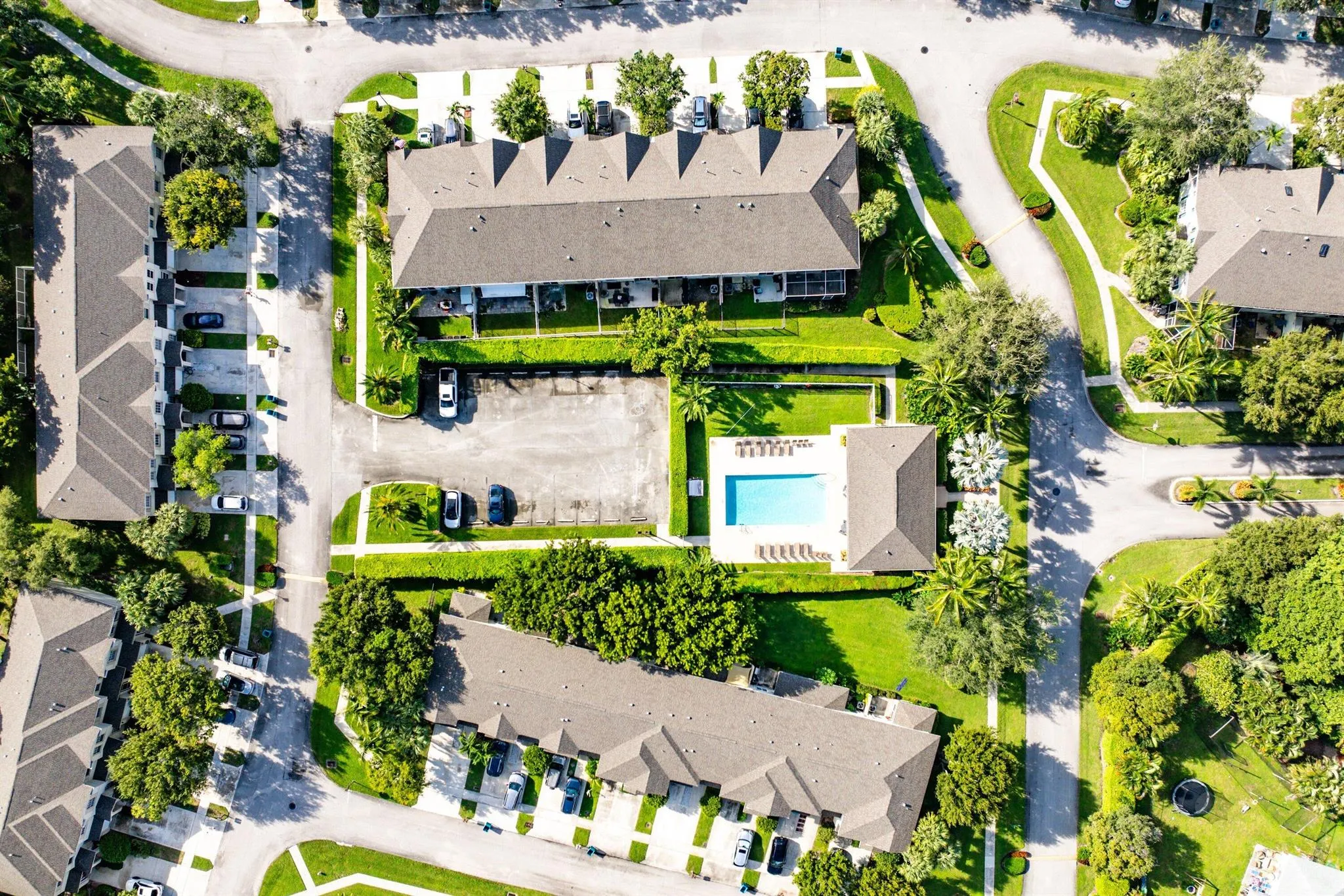 202 Elm Way