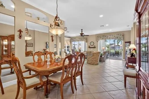 255 NW Toscane Trail