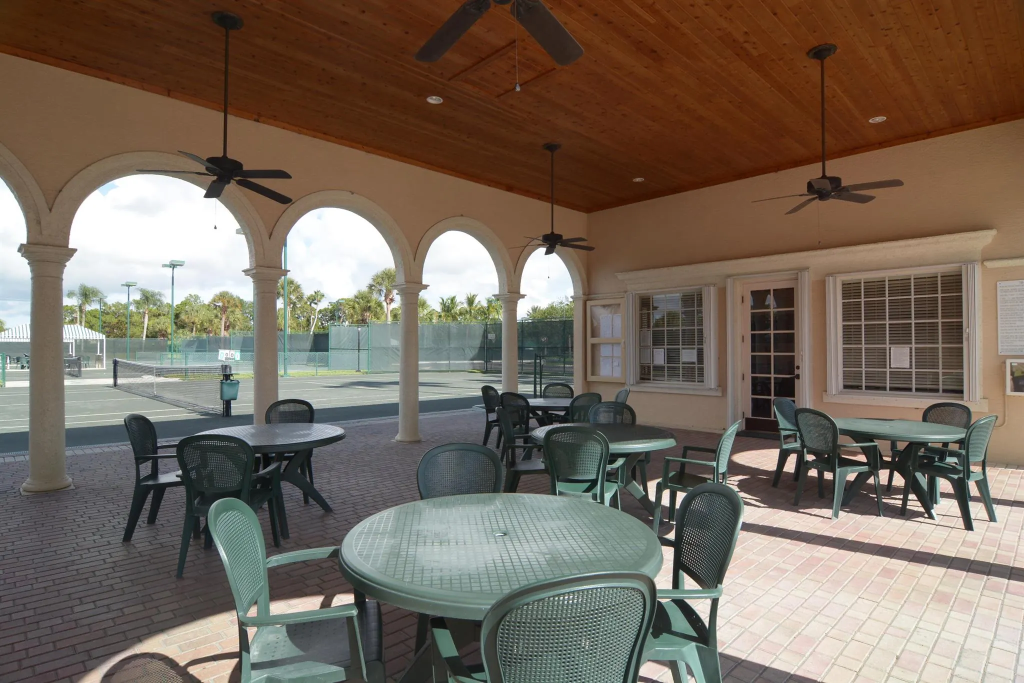 255 NW Toscane Trail
