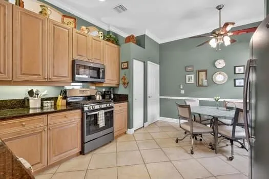 255 NW Toscane Trail