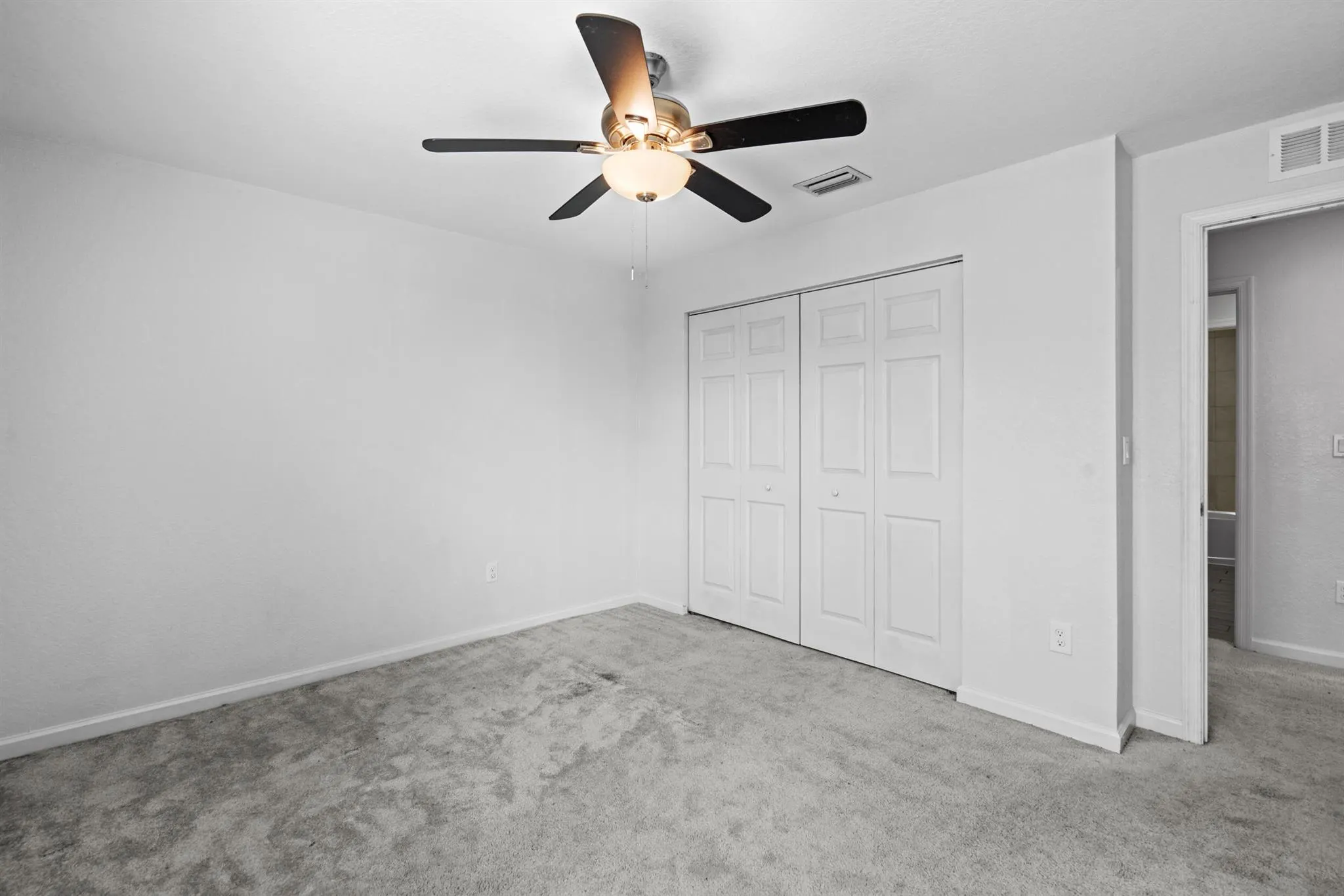 738 Worlington Lane