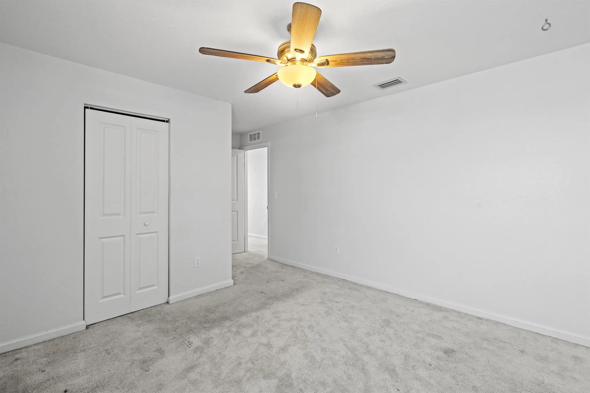 738 Worlington Lane