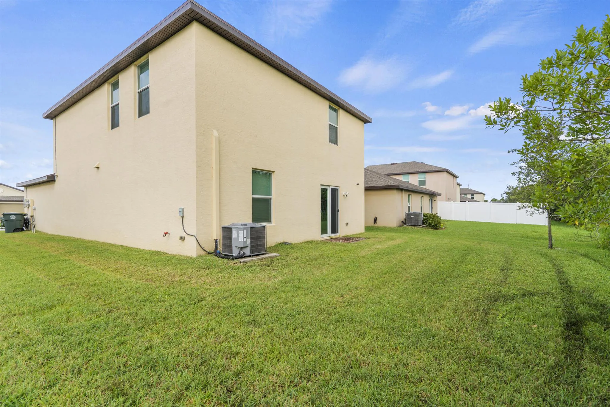 738 Worlington Lane