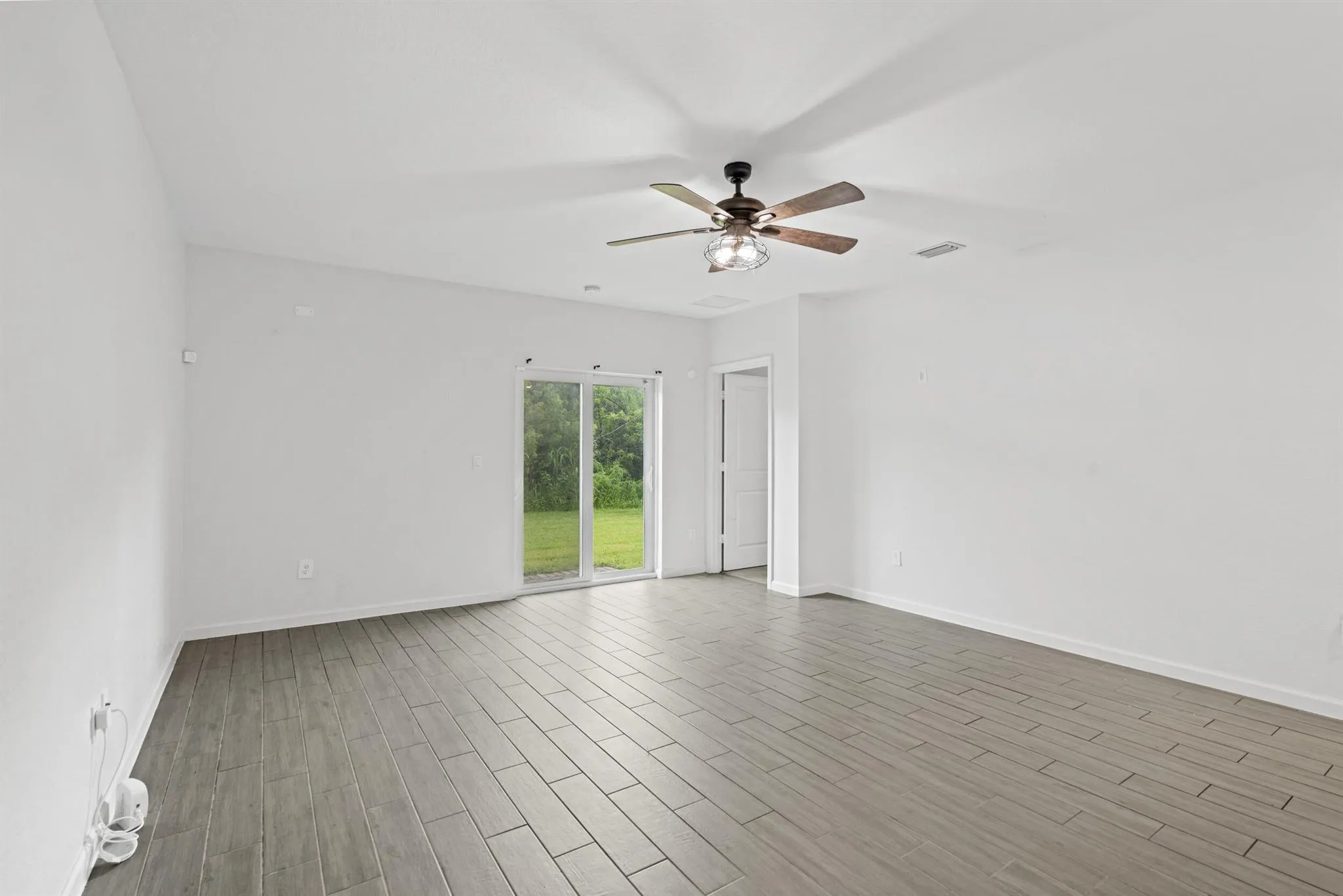 738 Worlington Lane