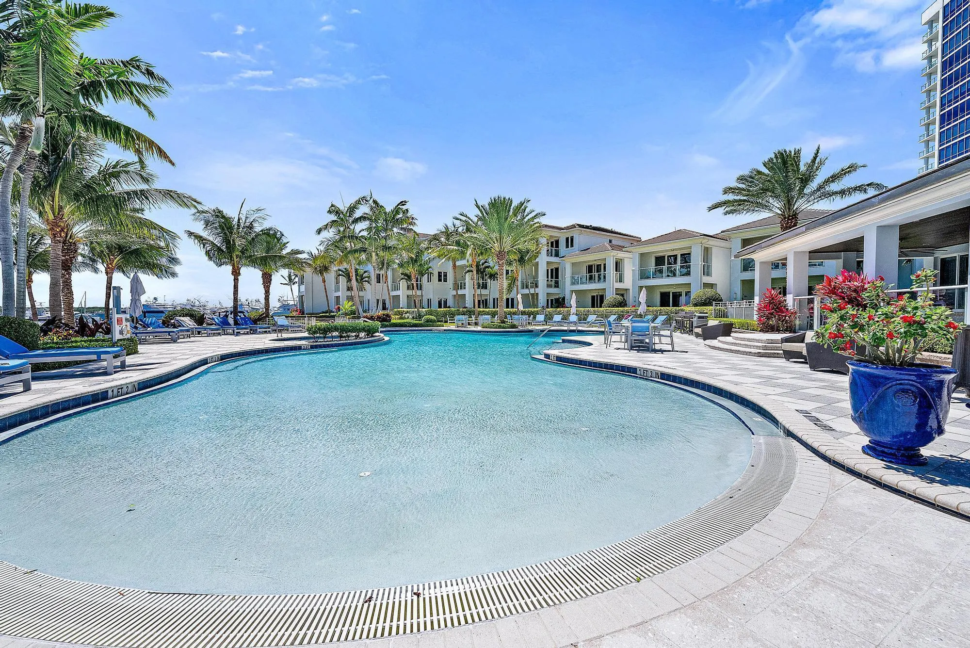 108 Water Club Court N
