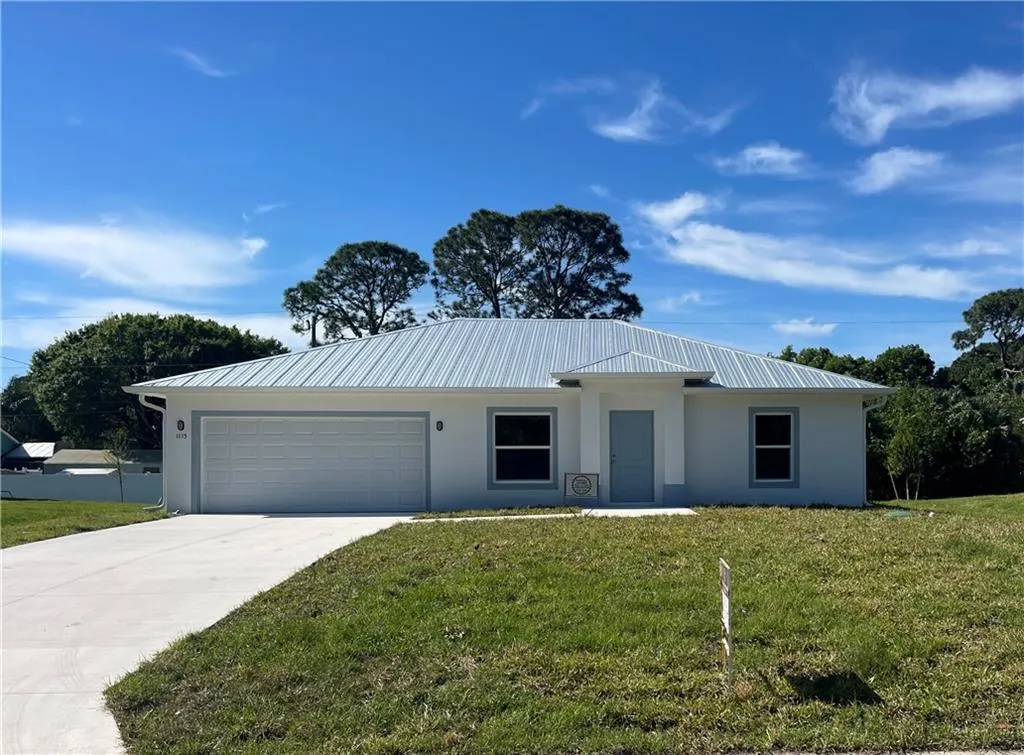 726 SW 18th Place