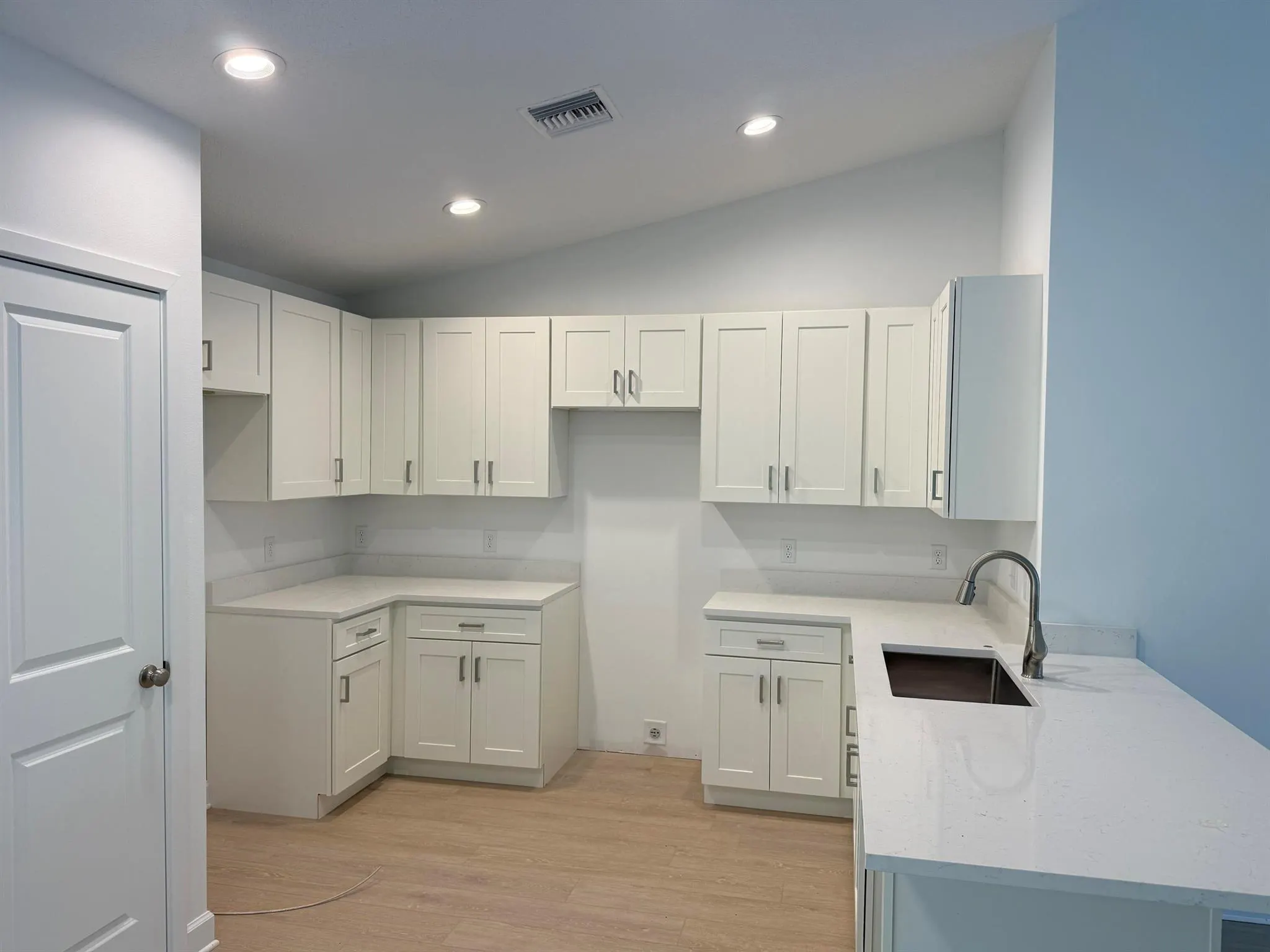 726 SW 18th Place