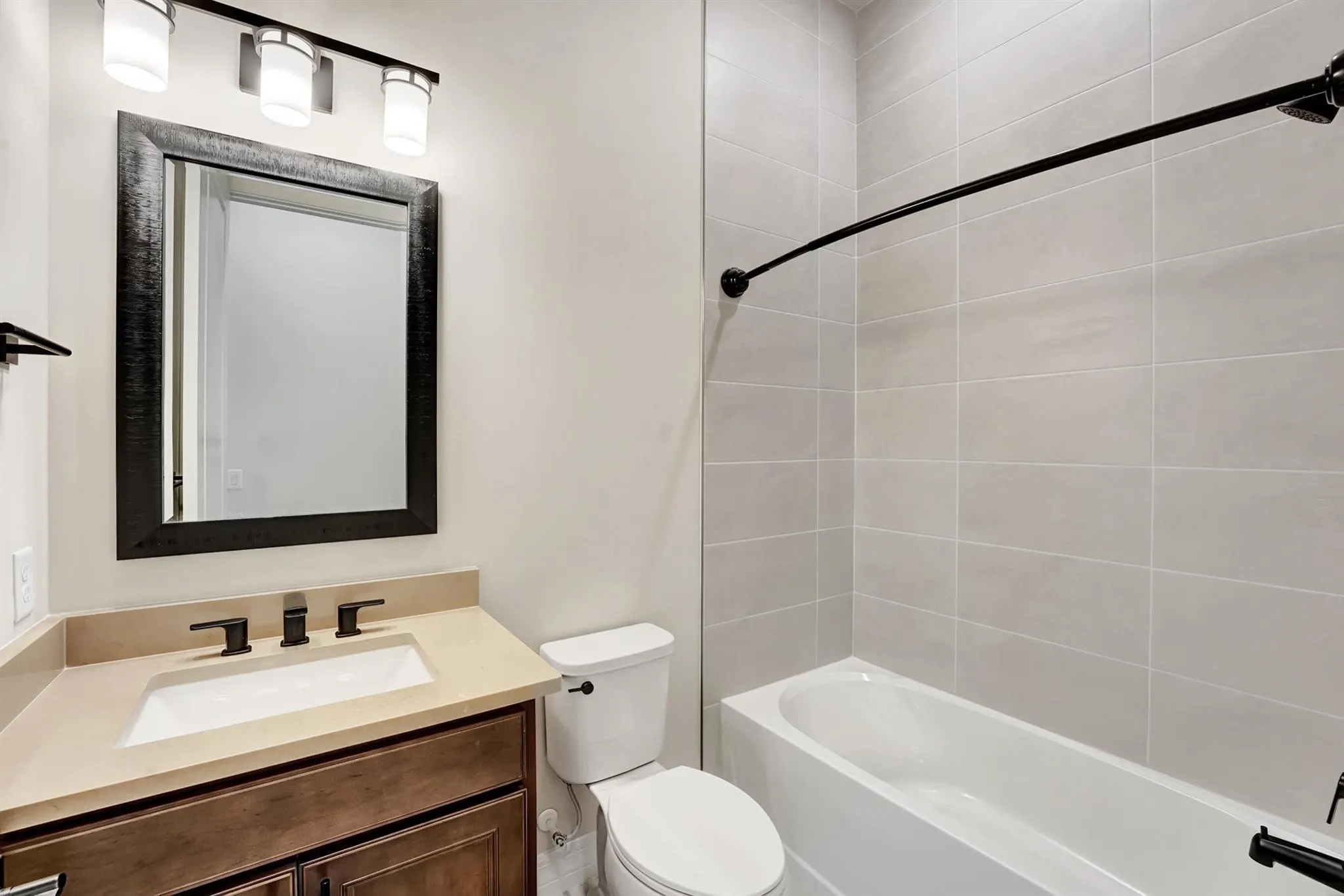 5329 Blue Reed Lane