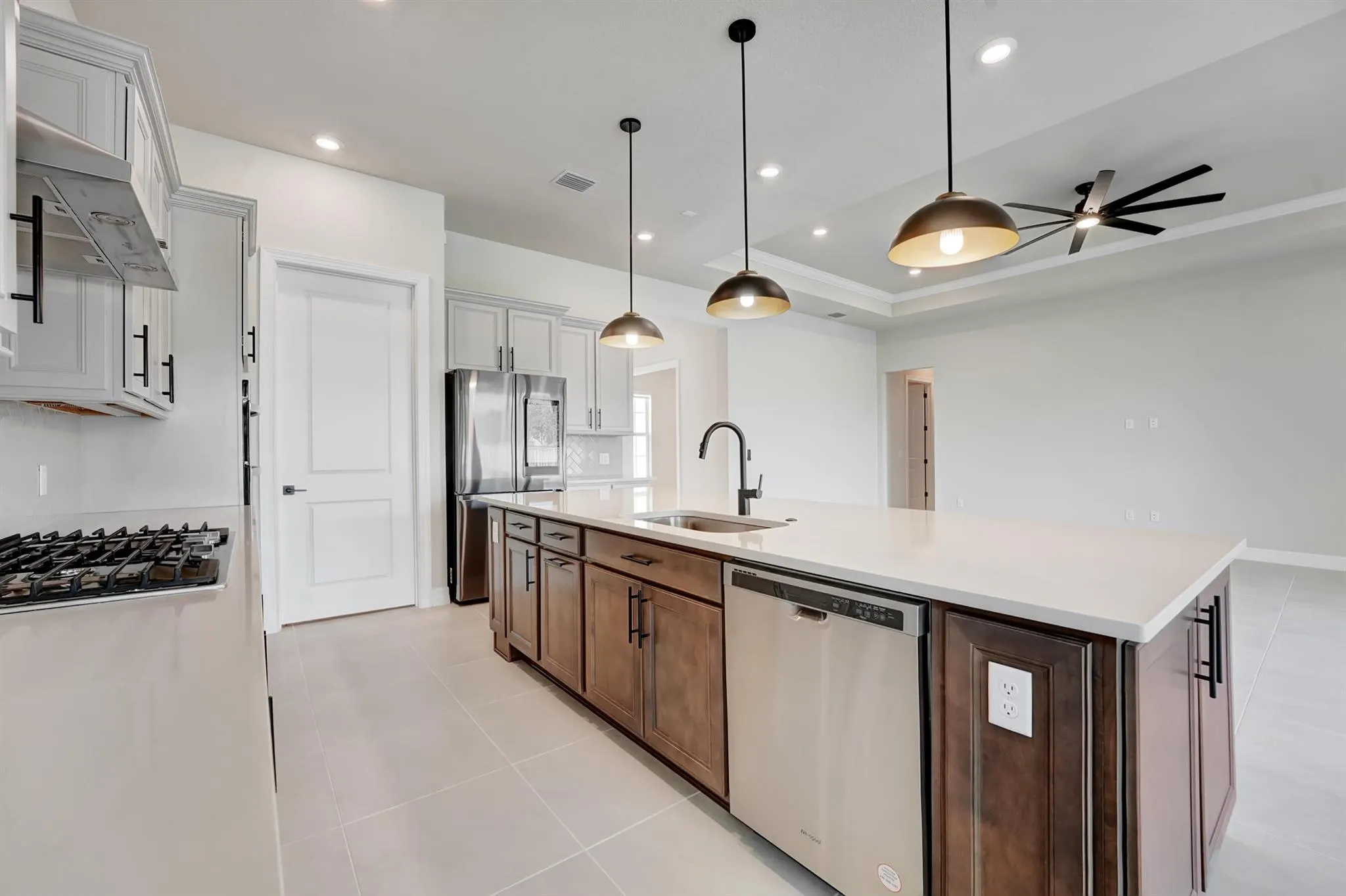 5329 Blue Reed Lane