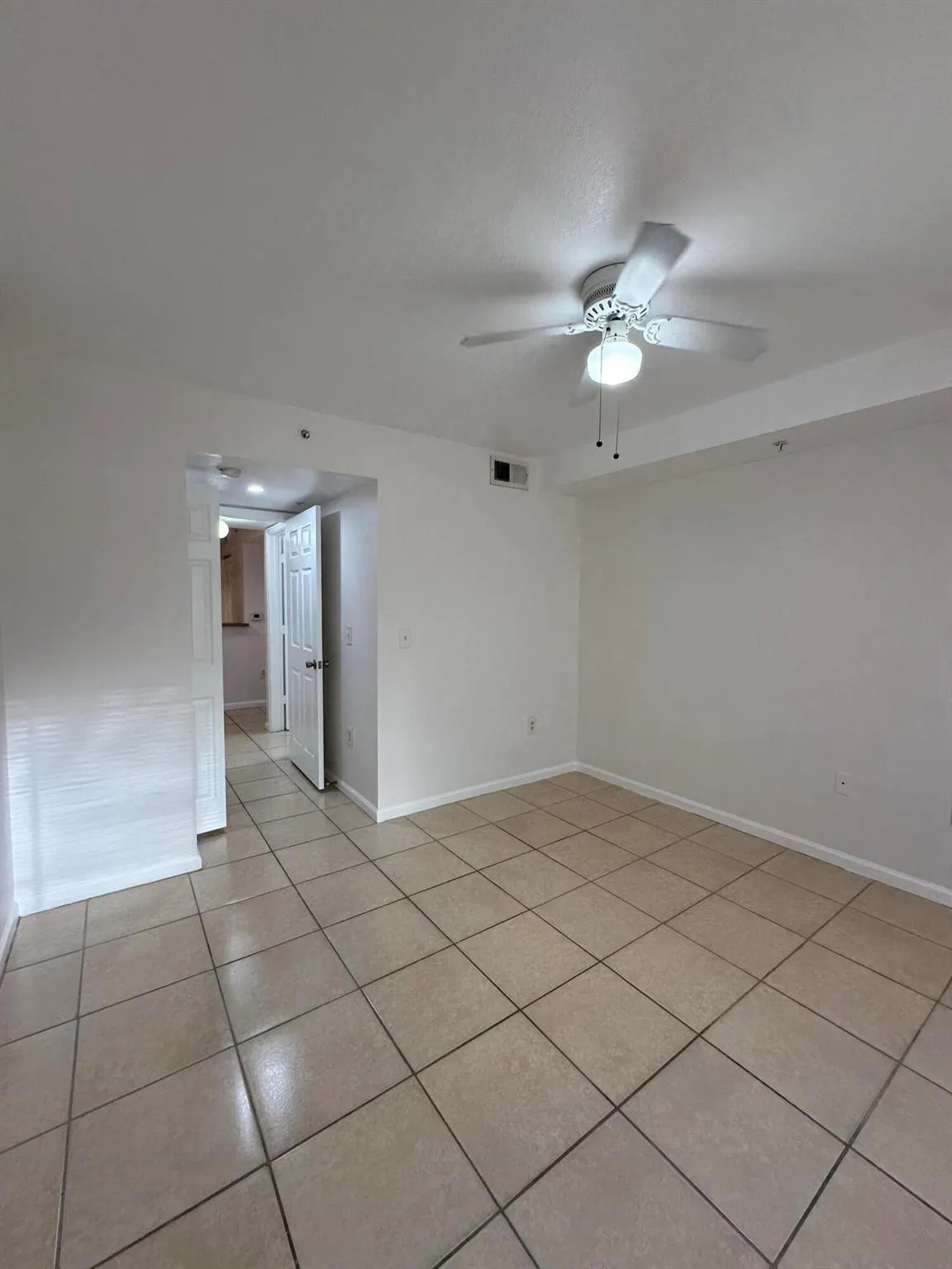 191 SW Palm Drive, #107