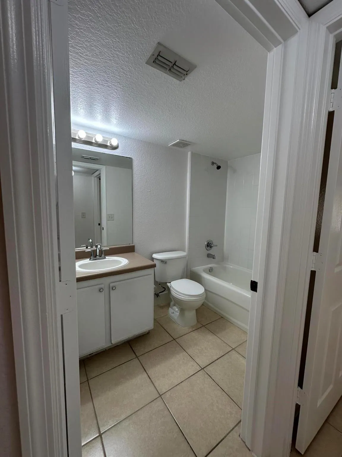 191 SW Palm Drive, #107