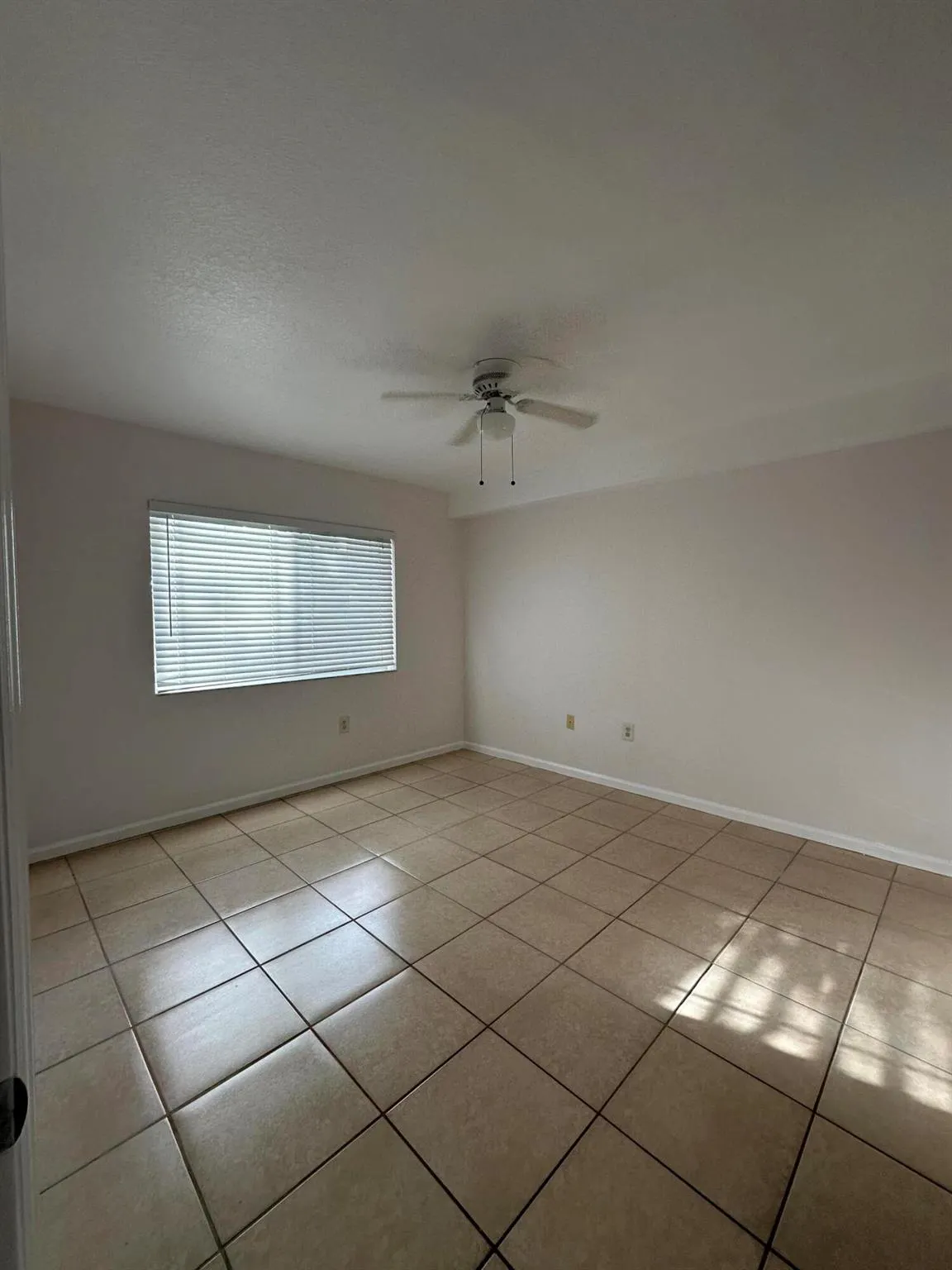 191 SW Palm Drive, #107