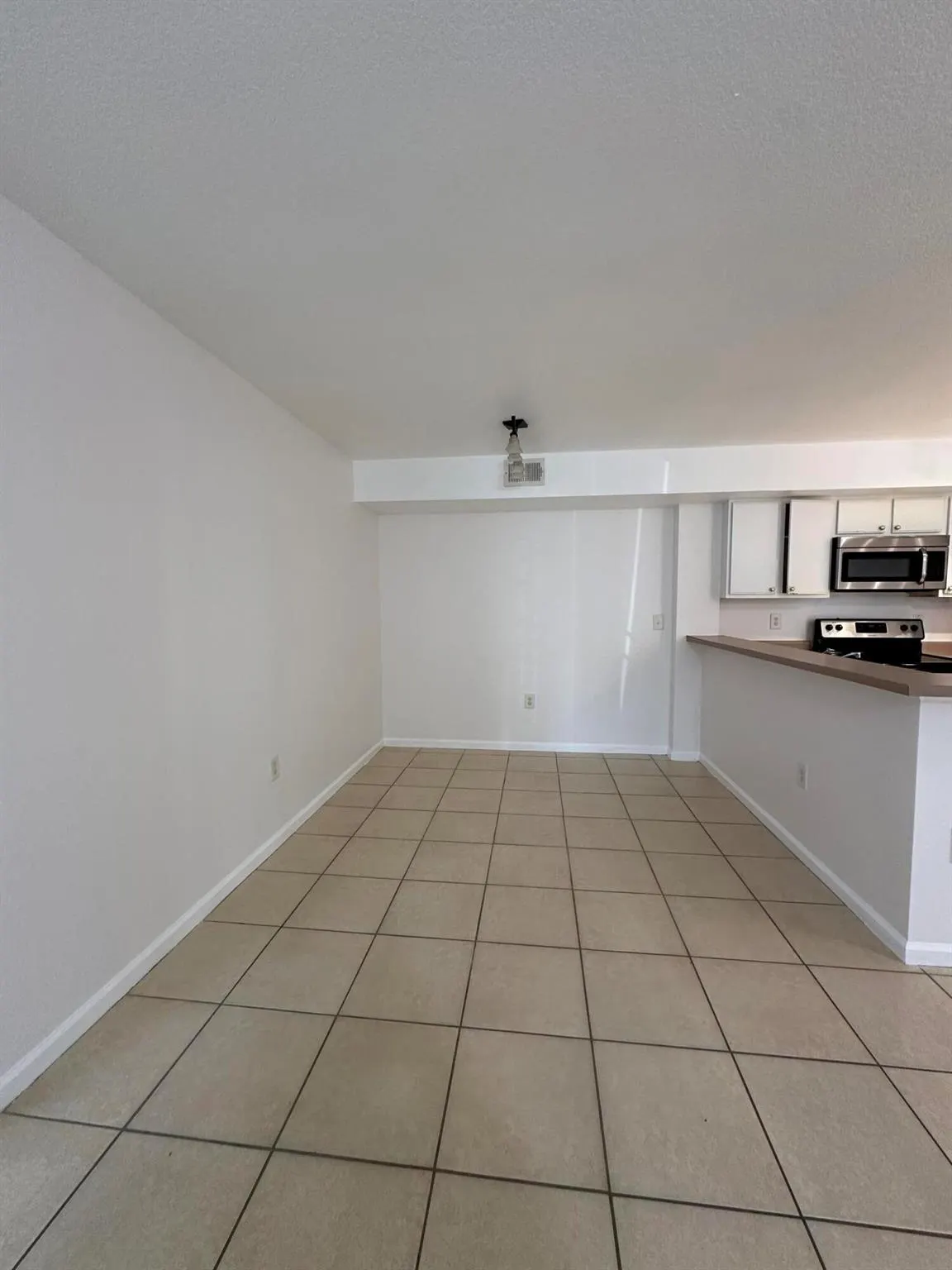 191 SW Palm Drive, #107