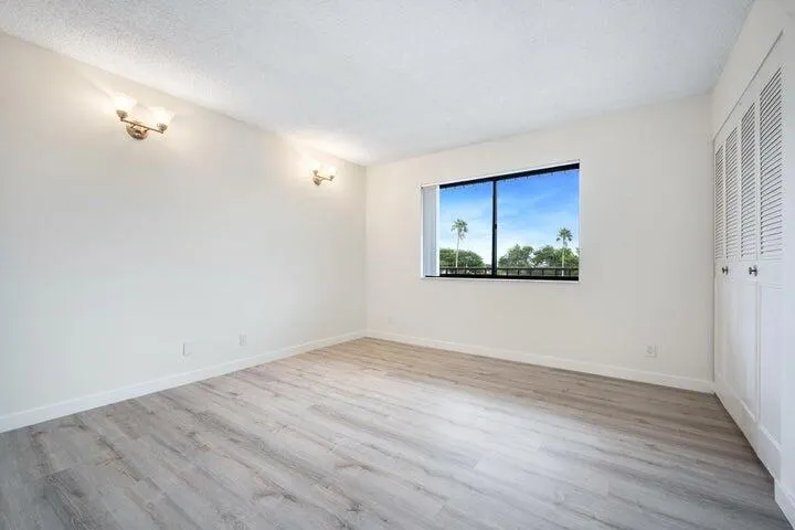 7770 Tahiti Lane, #405