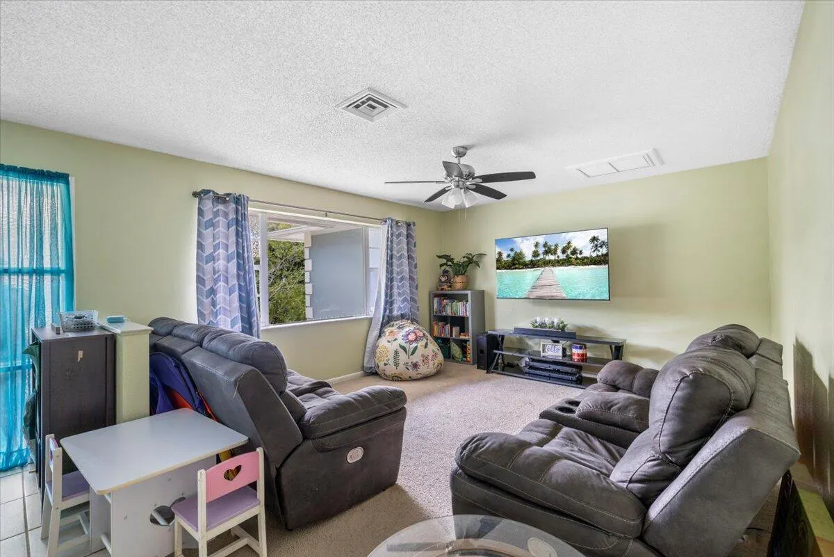 7508 Pensacola Road