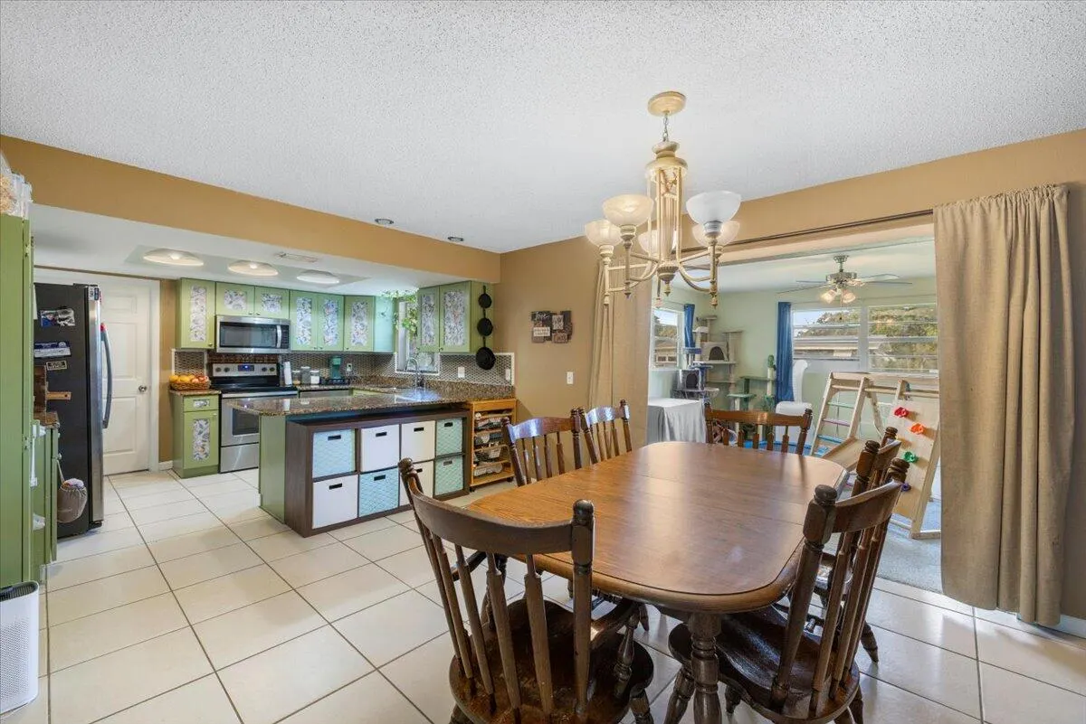 7508 Pensacola Road