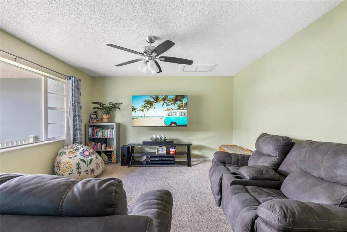 7508 Pensacola Road