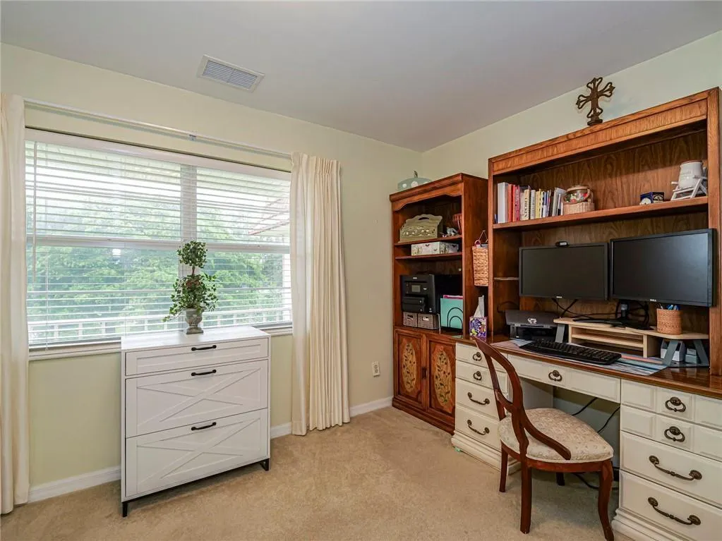 69 Royal Oak Court, #207