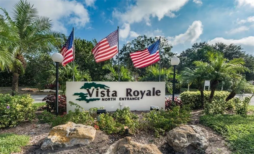 69 Royal Oak Court, #207