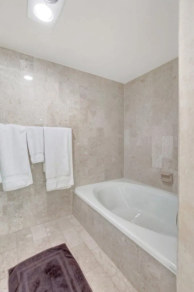 20090 Boca West Drive, #368