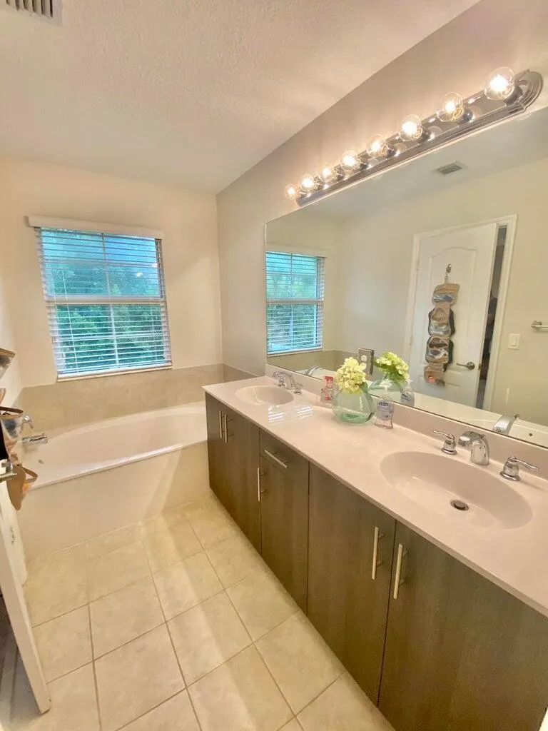 5902 Monterra Club Drive