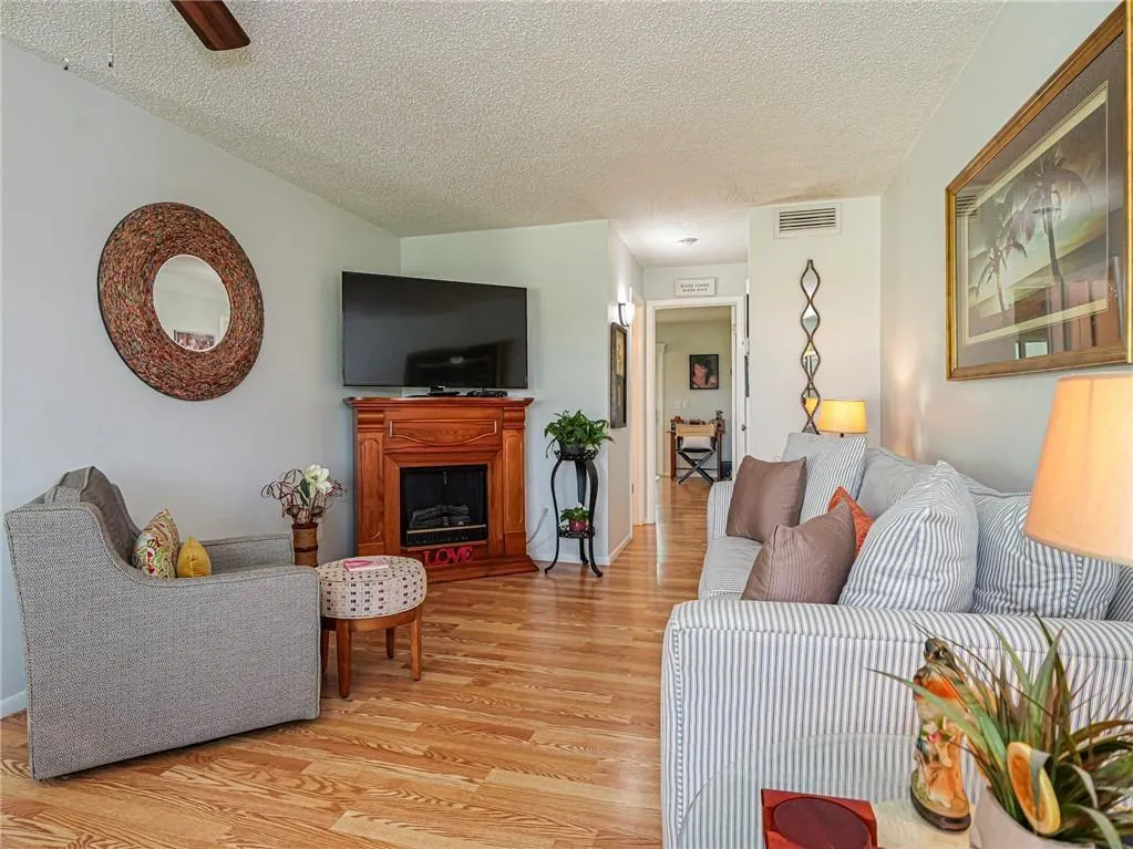 73 Royal Oak Court, #203