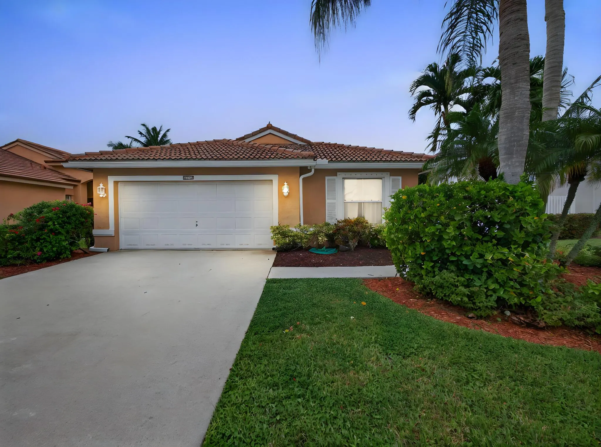 6219 Grand Cypress Circle