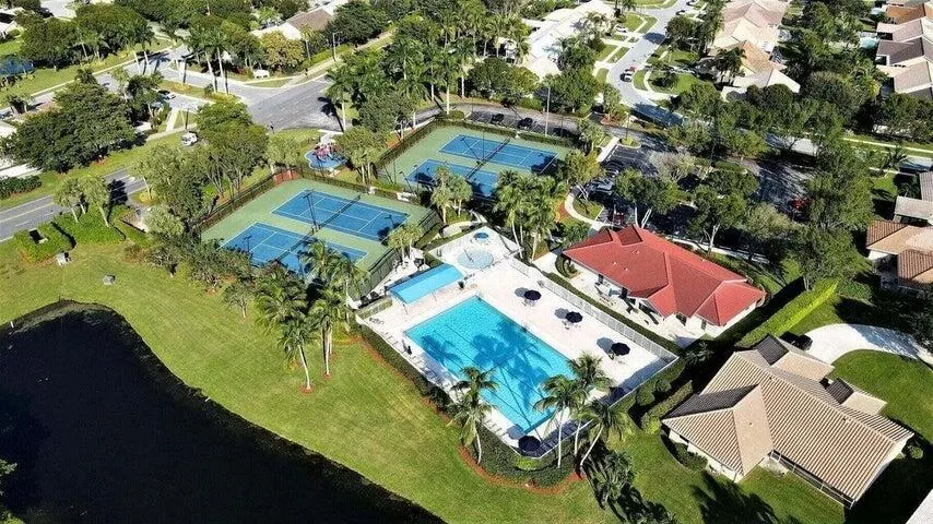 6219 Grand Cypress Circle