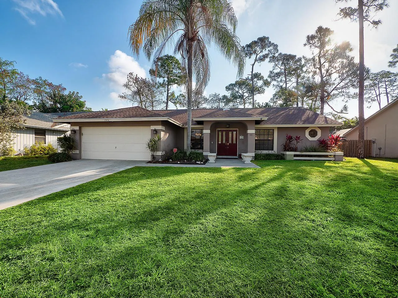 1572 Primrose Lane
