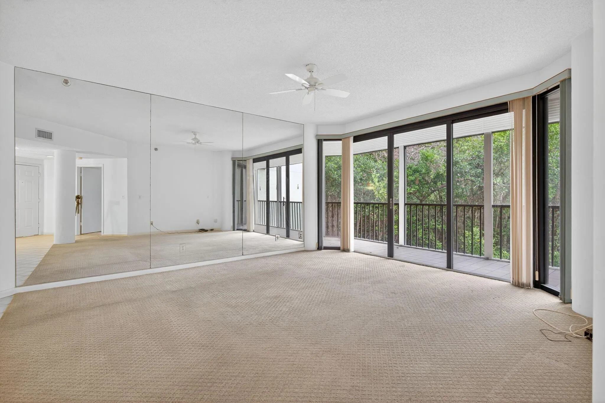221 NE Plantation Road, #213