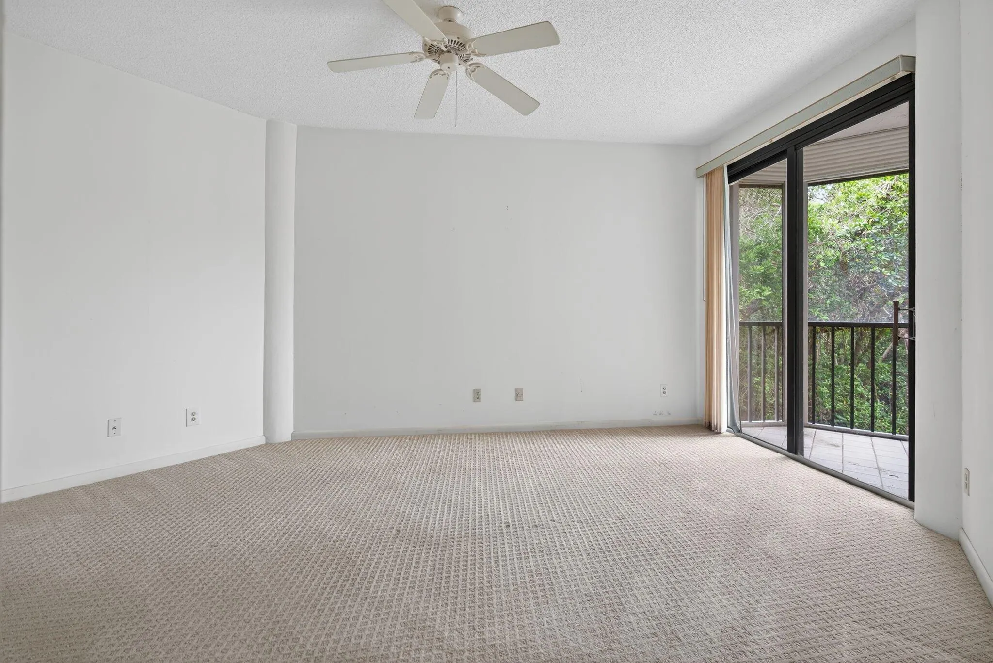 221 NE Plantation Road, #213