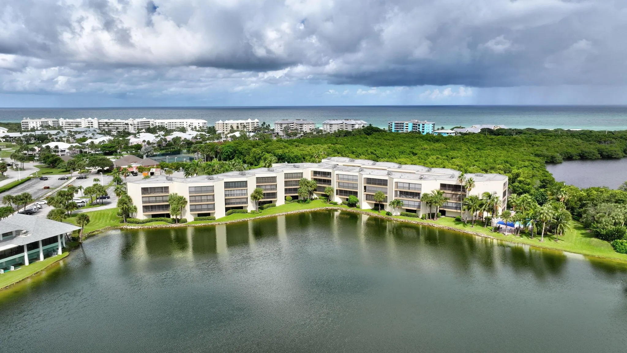 221 NE Plantation Road, #213
