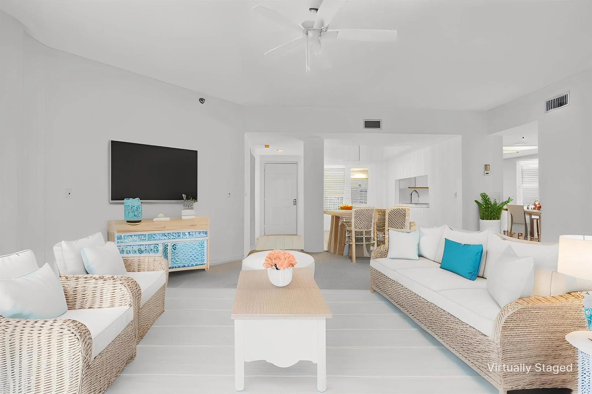 221 NE Plantation Road, #213