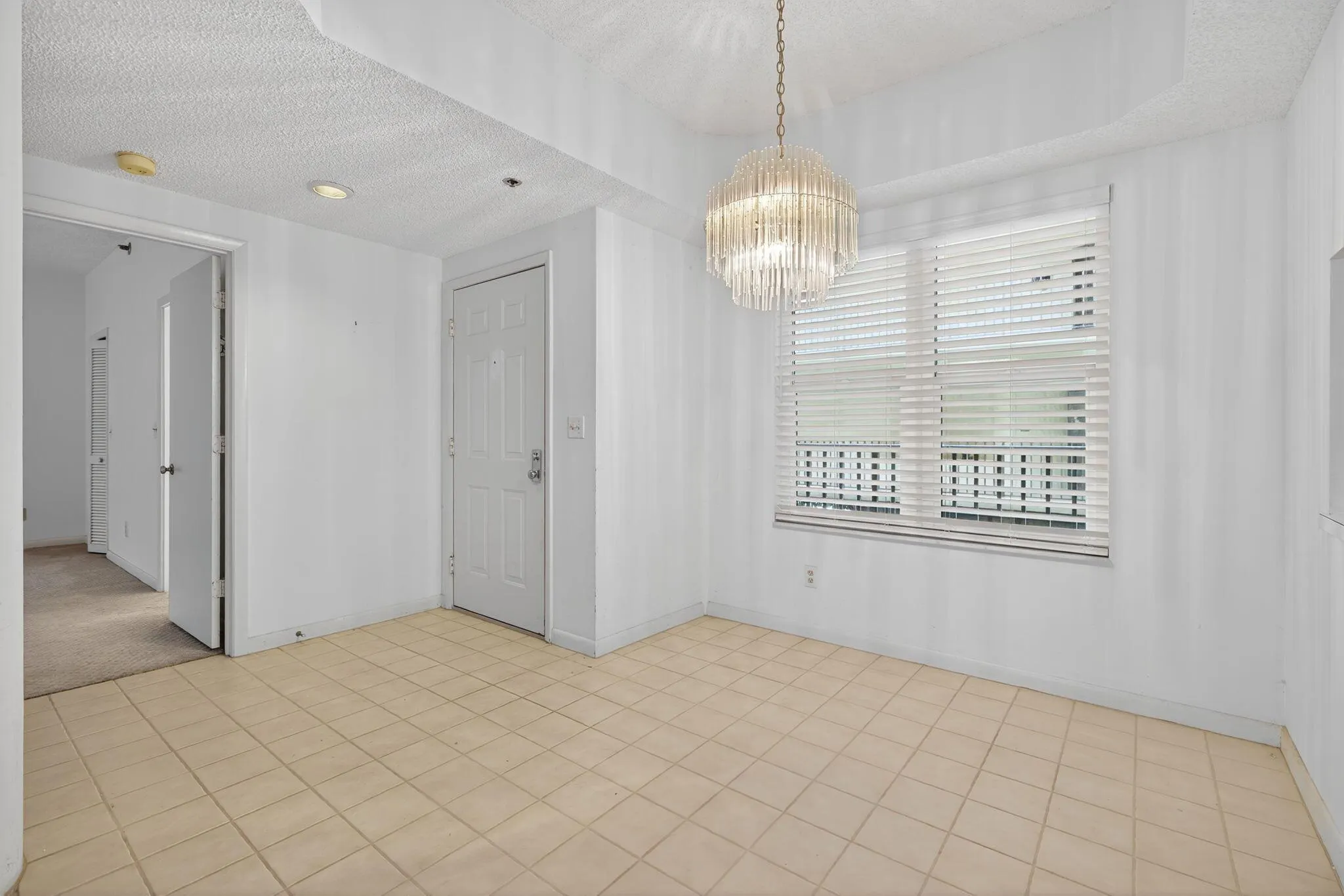 221 NE Plantation Road, #213