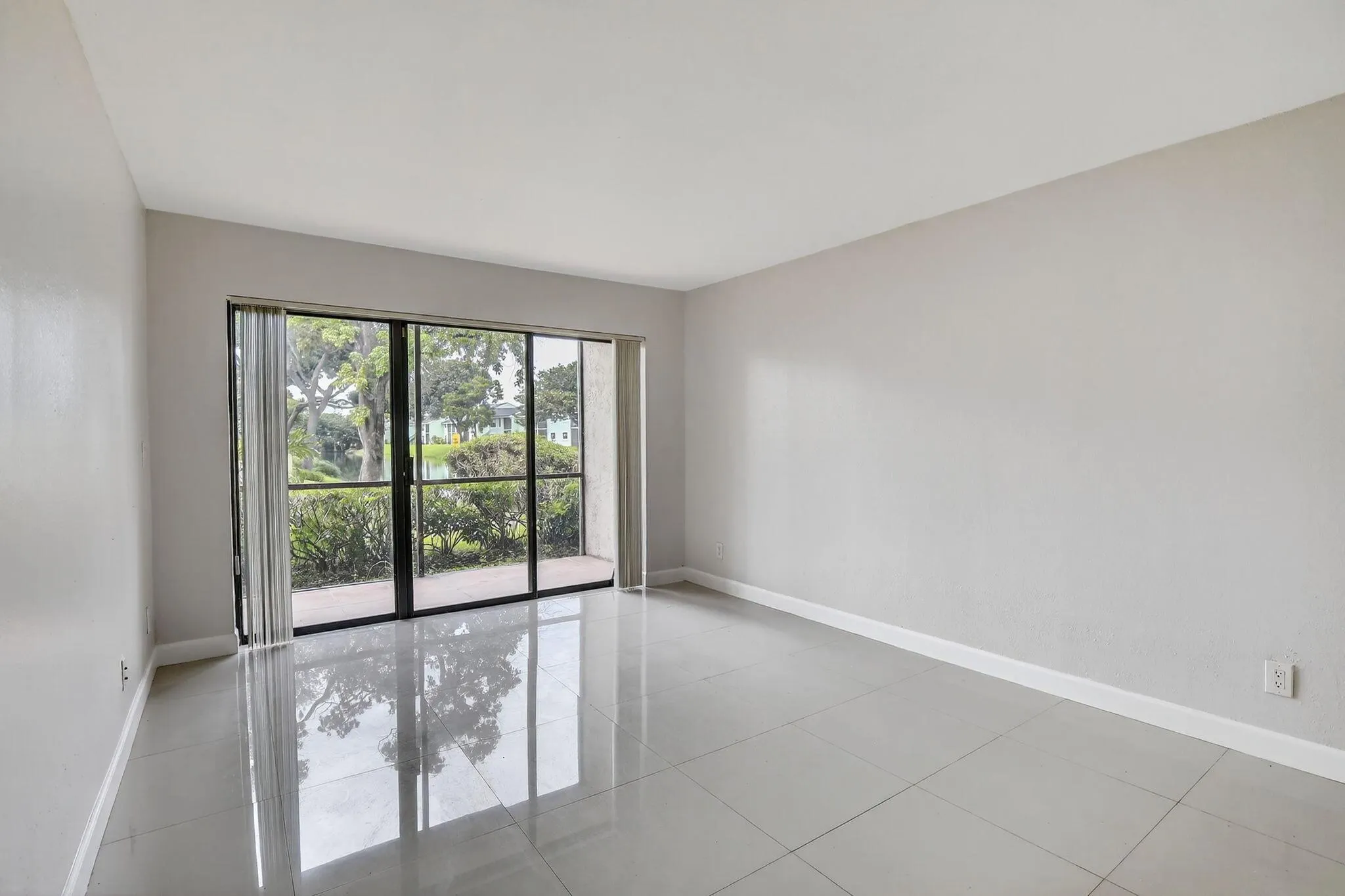 8789 NW 39 Street, #8789