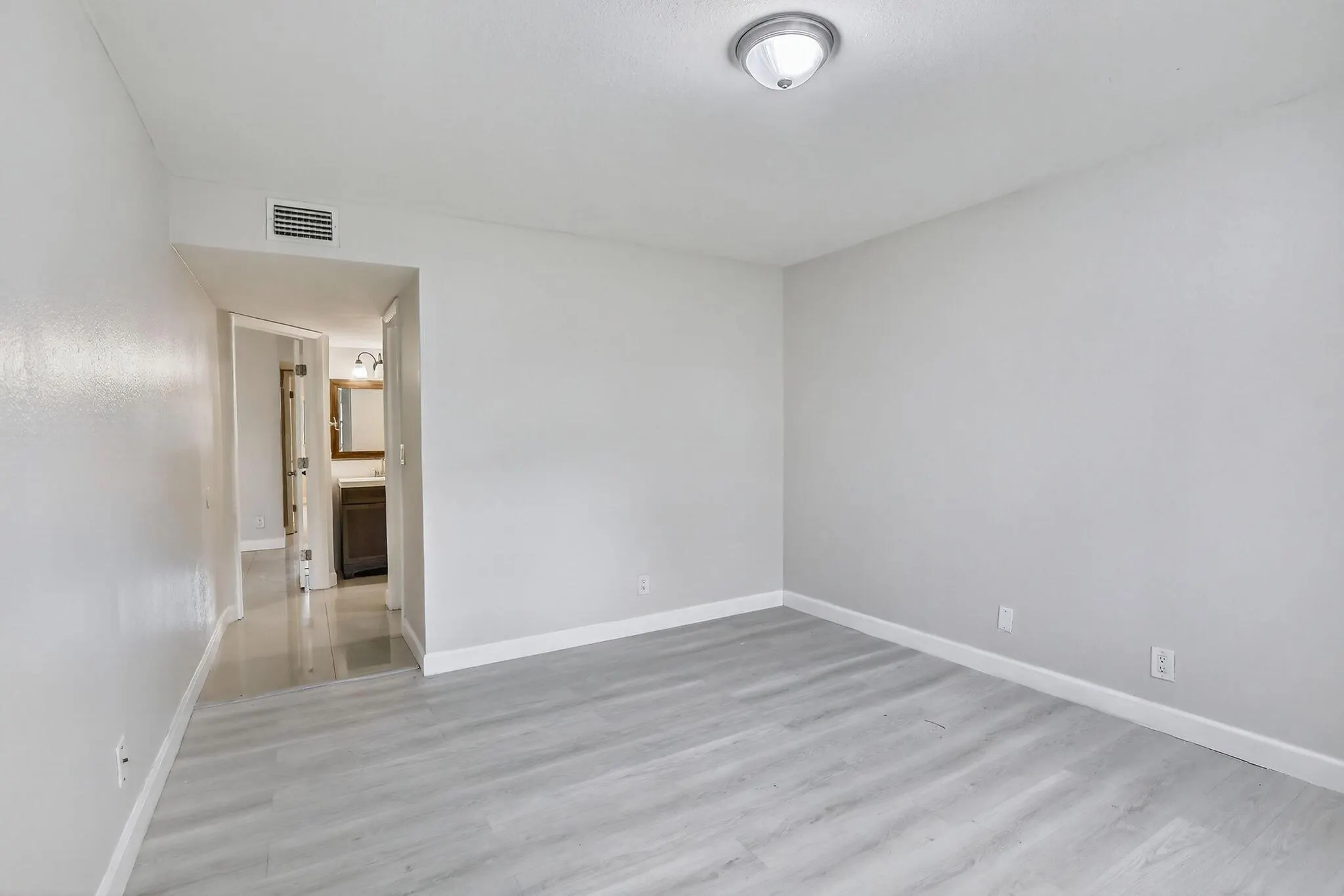 8789 NW 39 Street, #8789
