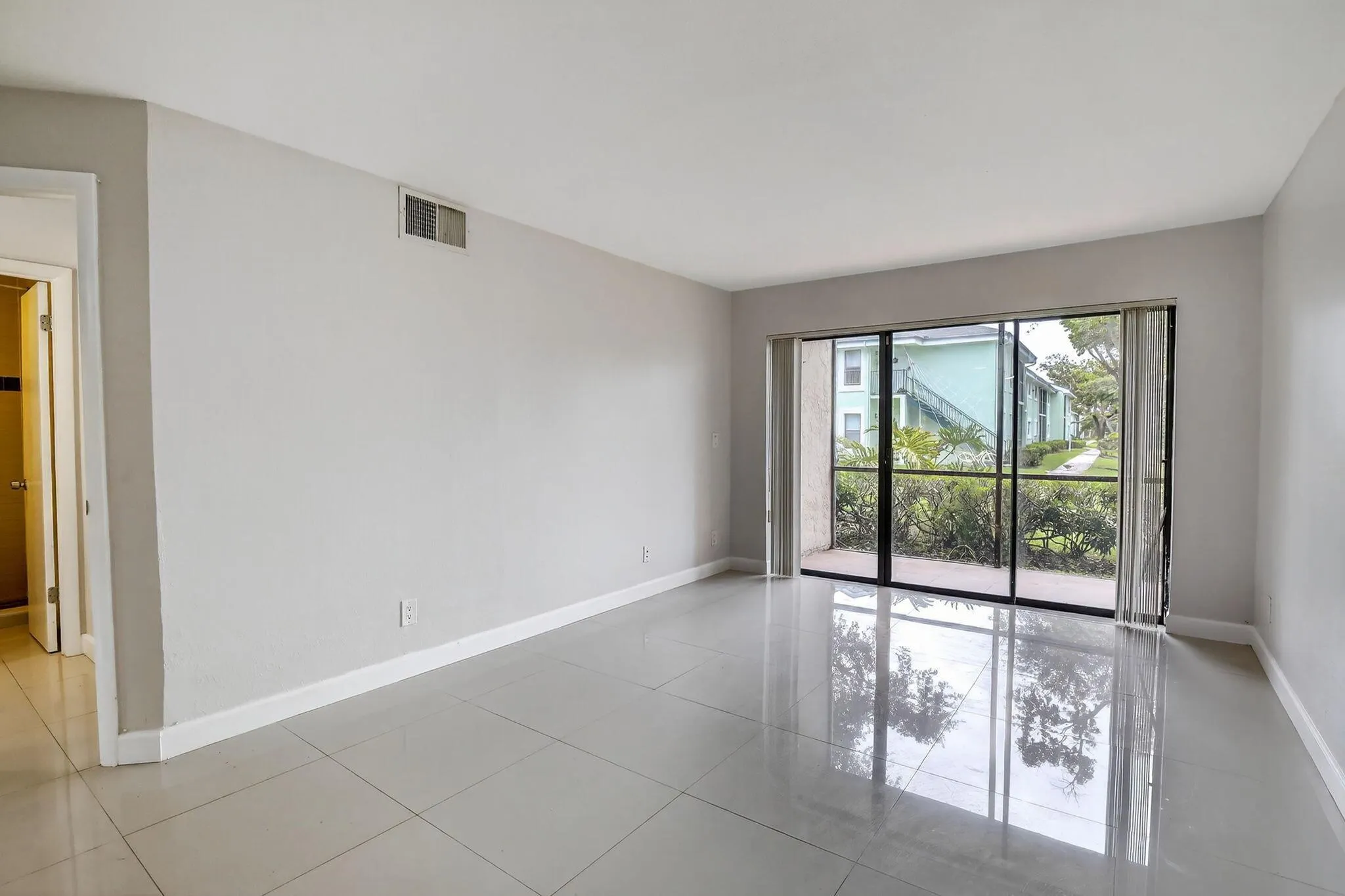 8789 NW 39 Street, #8789
