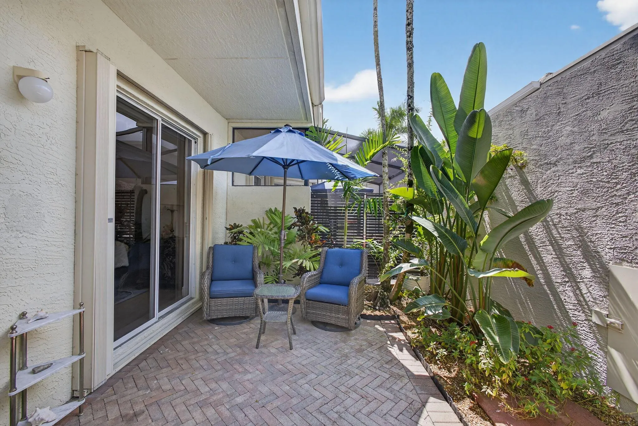 7641 Gumbo Limbo Court