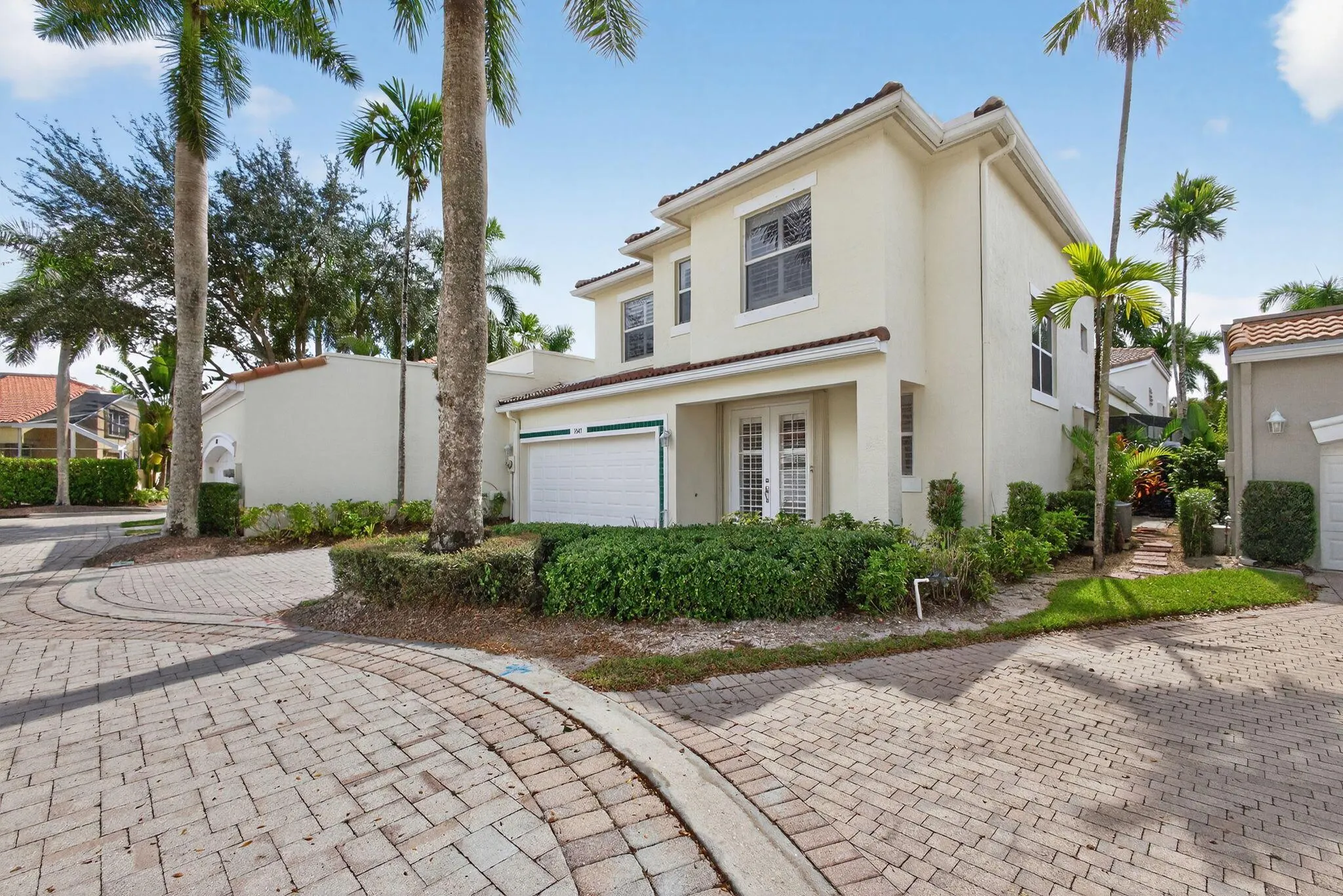 7641 Gumbo Limbo Court