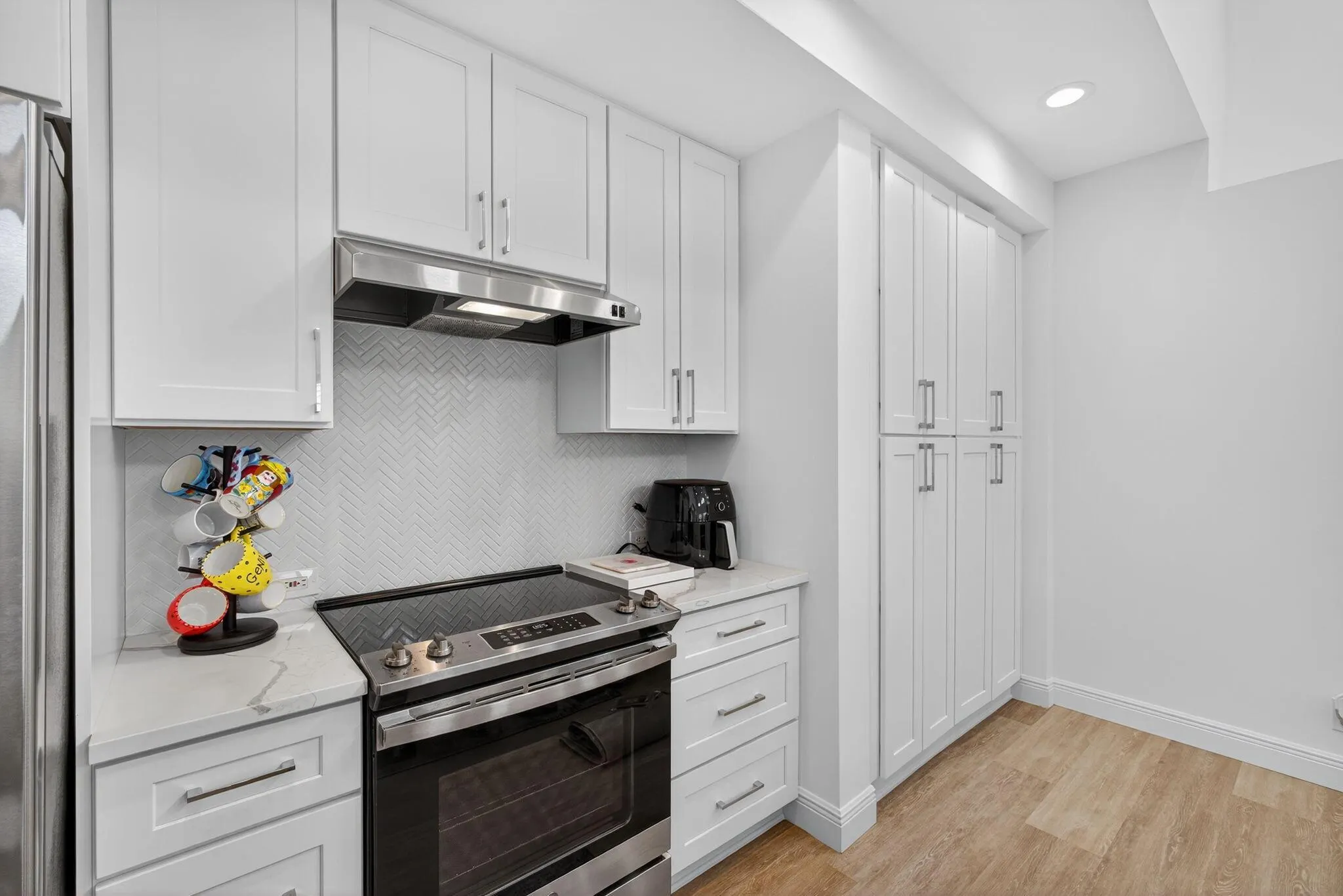 7641 Gumbo Limbo Court