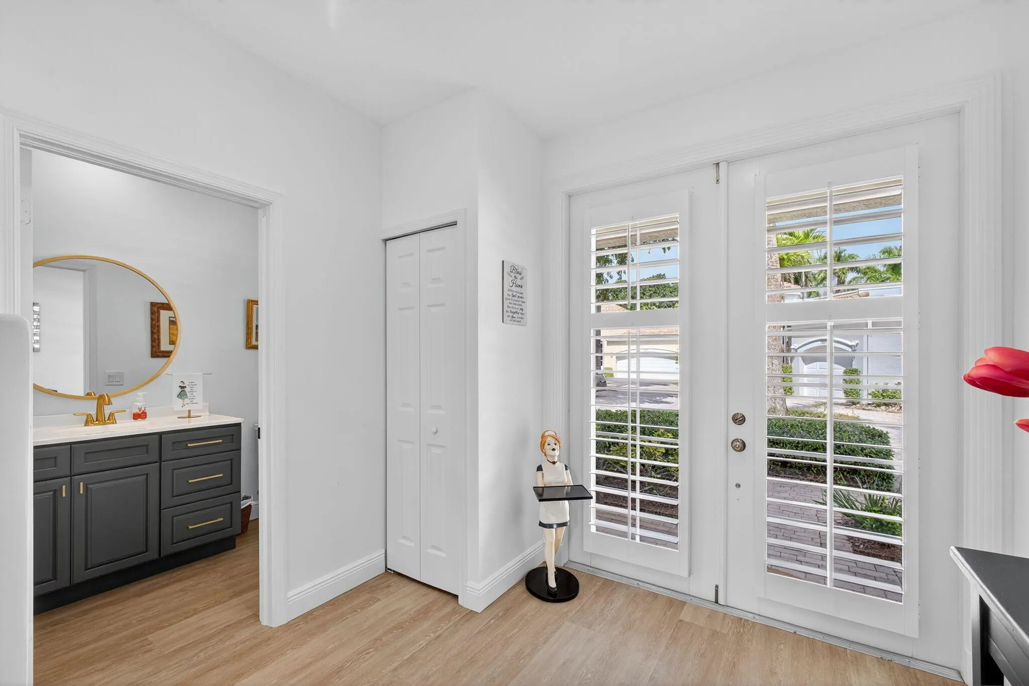 7641 Gumbo Limbo Court
