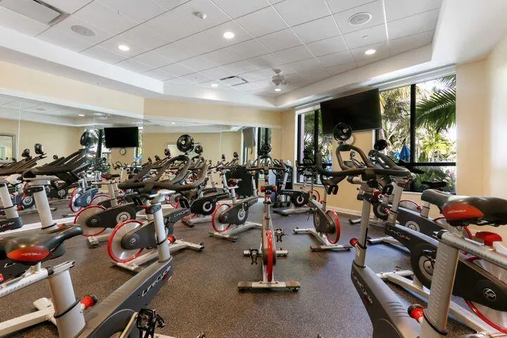 7641 Gumbo Limbo Court