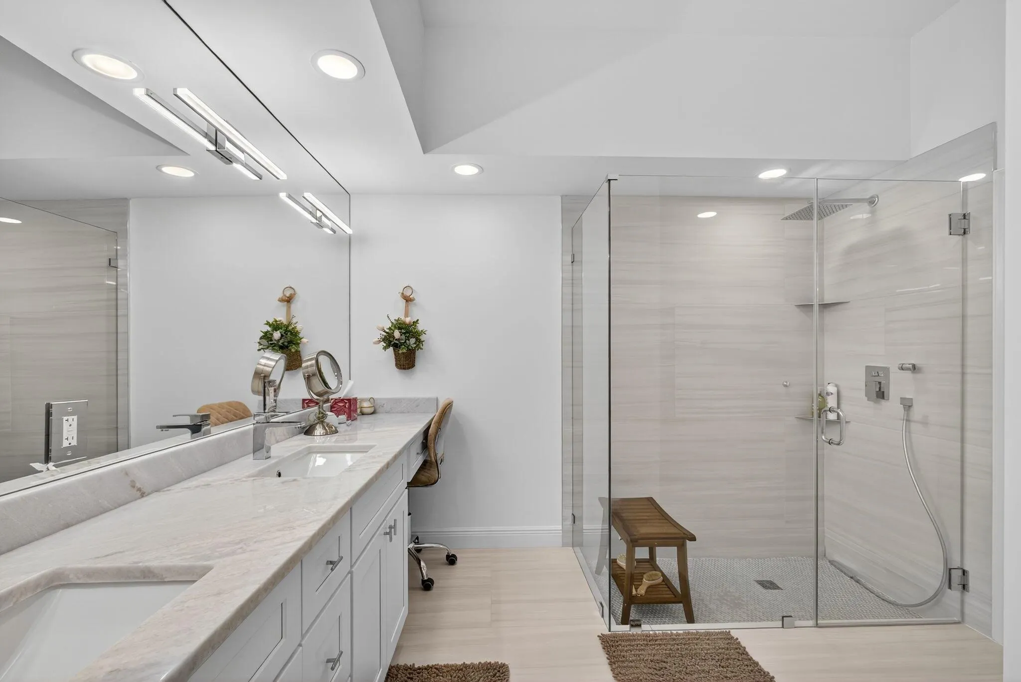 7641 Gumbo Limbo Court