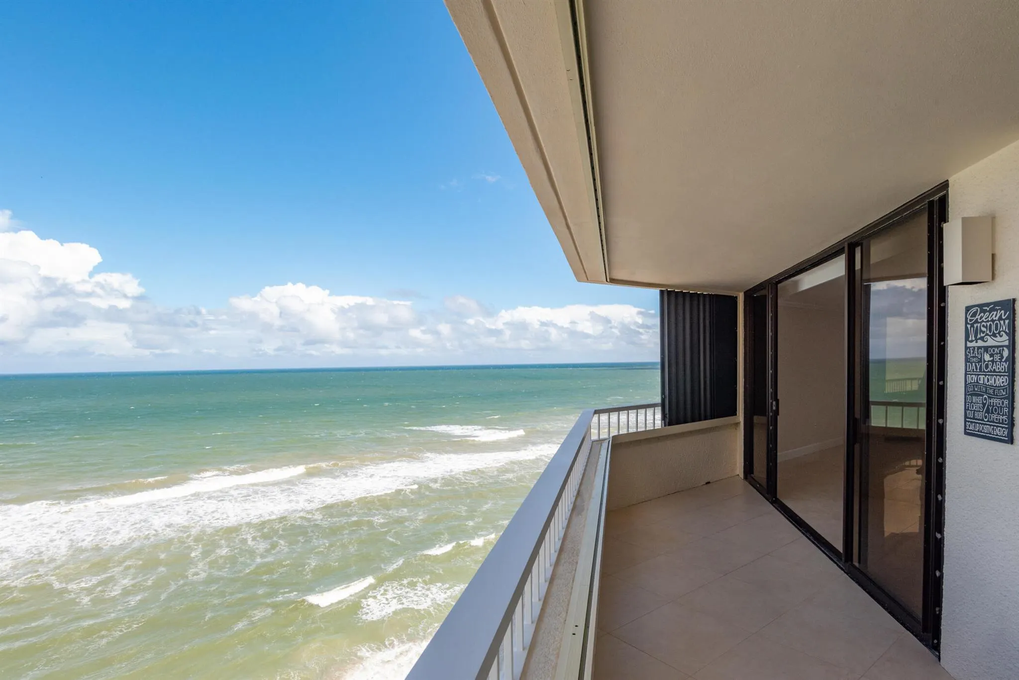 5070 N Ocean Drive, #10a