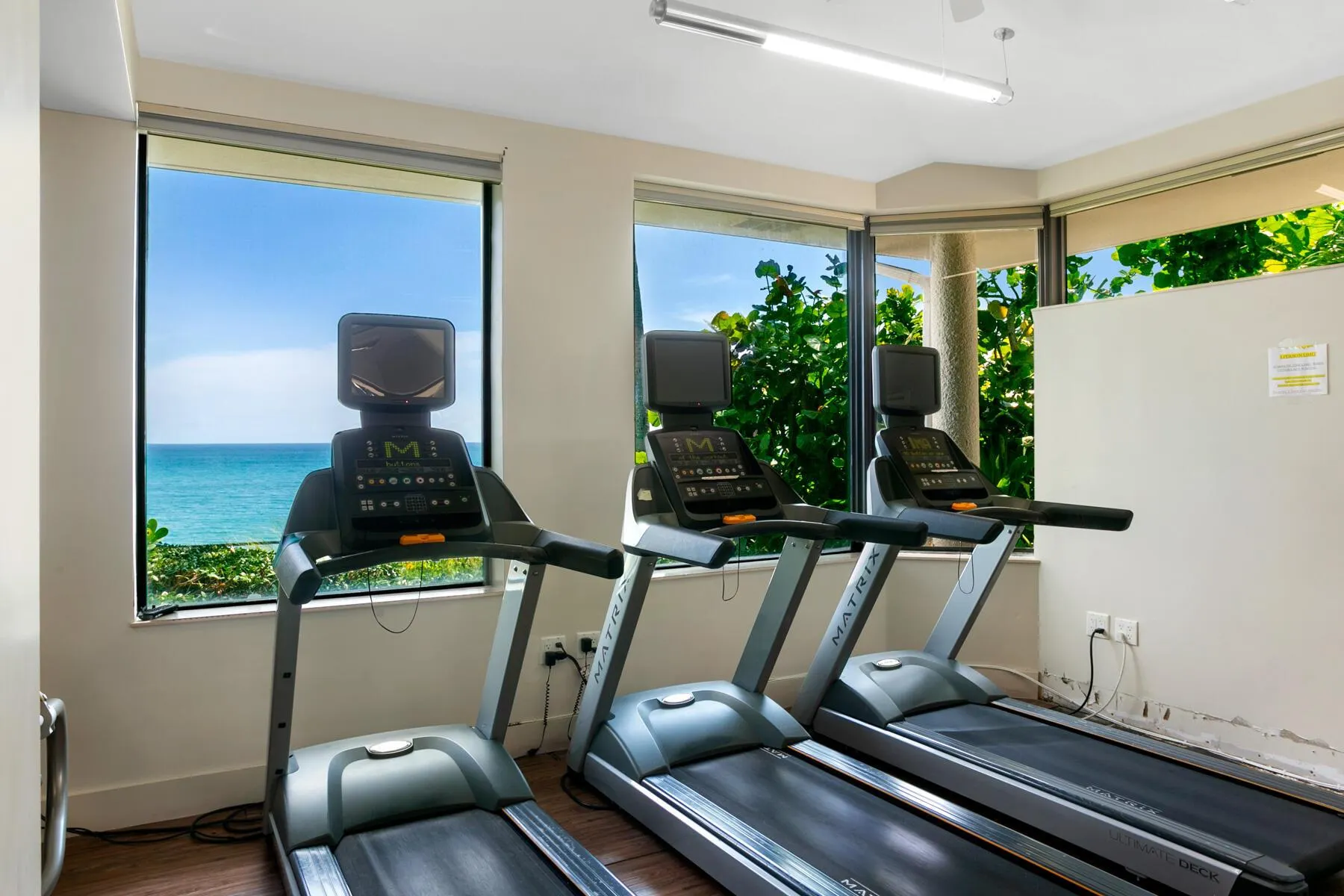 5070 N Ocean Drive, #10a