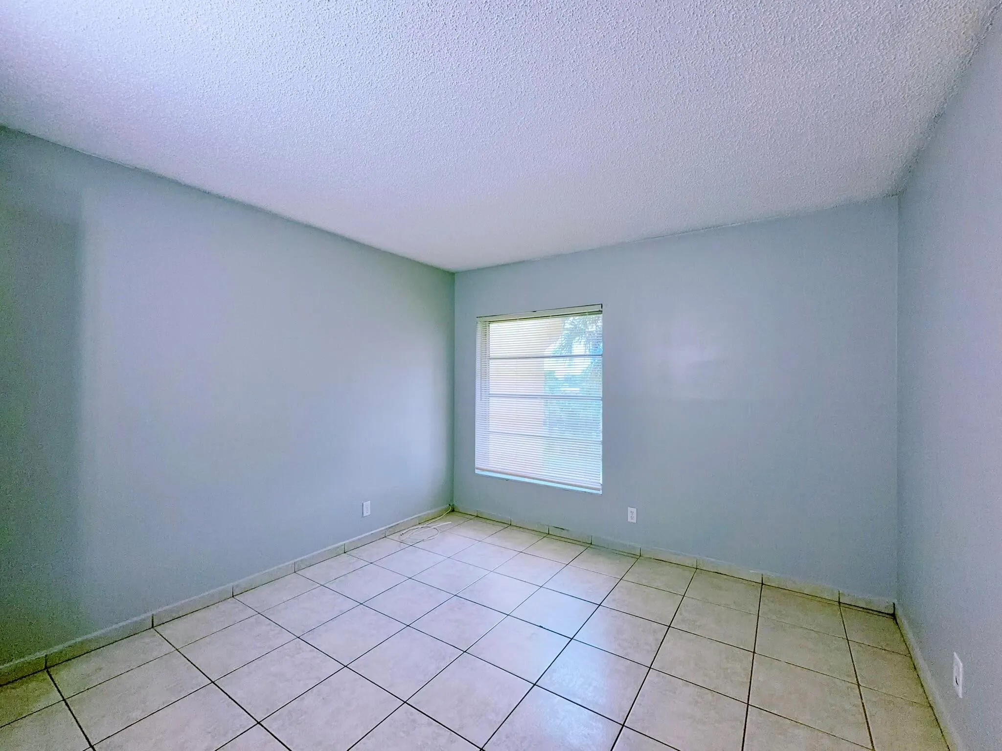 460 NW 20th Street, #3040