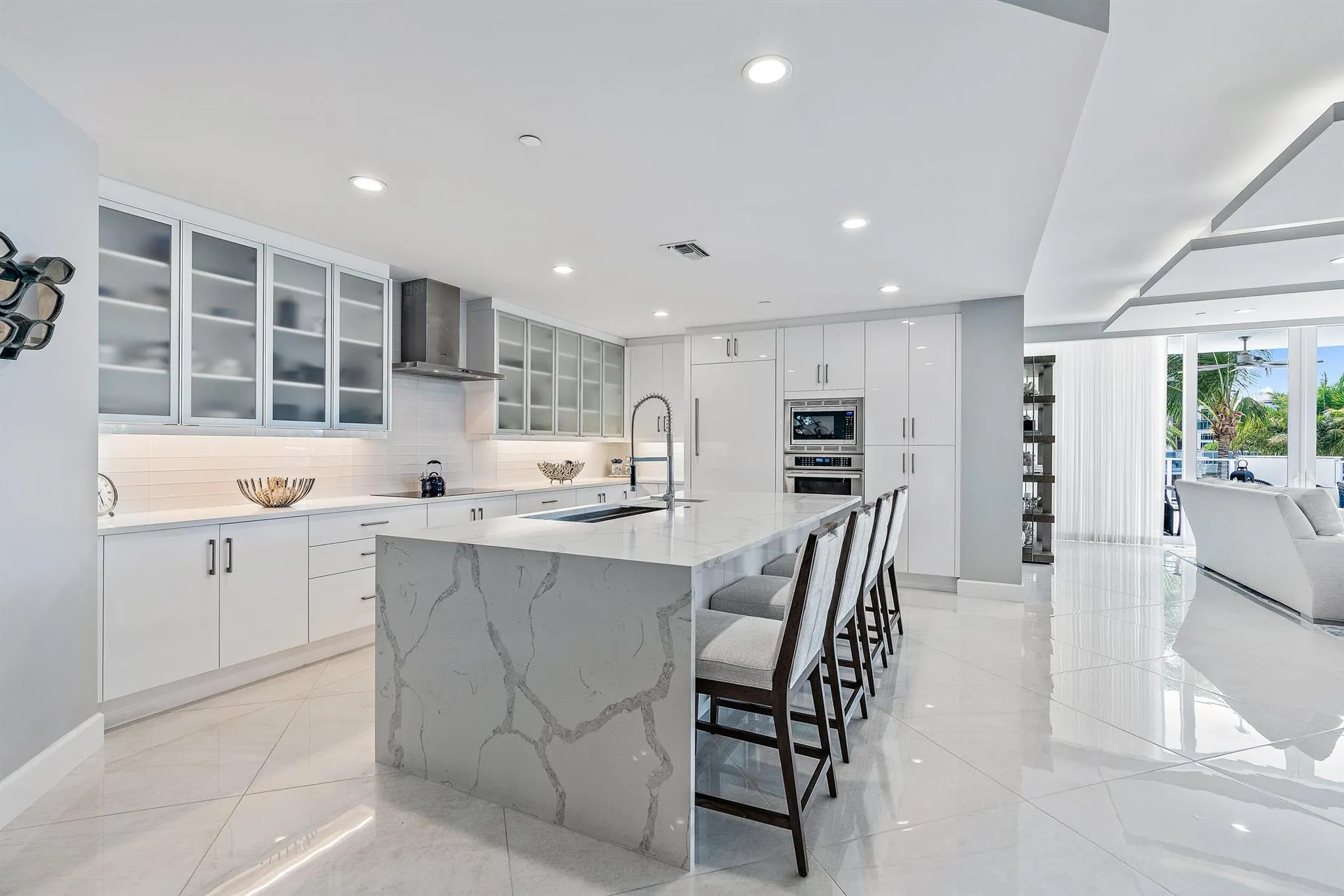 2720 Donald Ross Road, #203